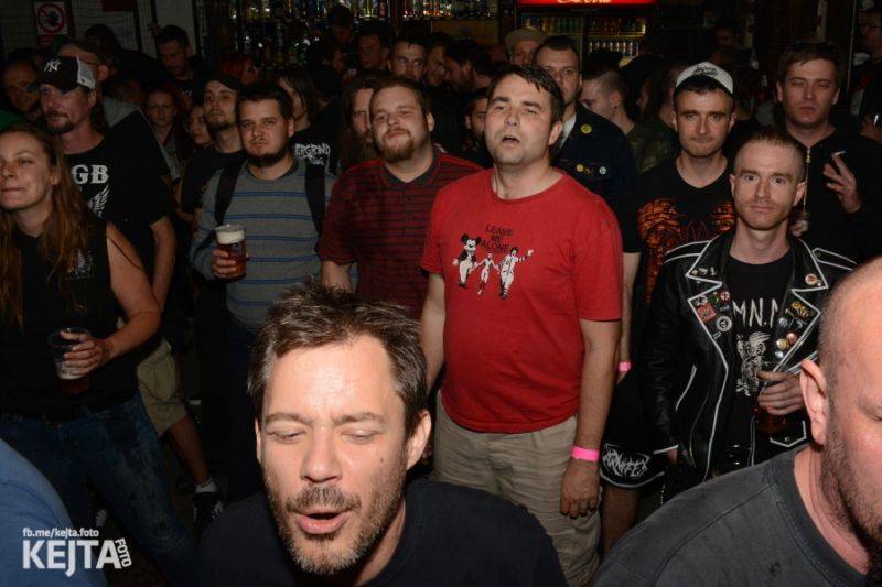 Davová psychóza v Praze rozvášnila fanoušky v rámci 30 Rokov Tour