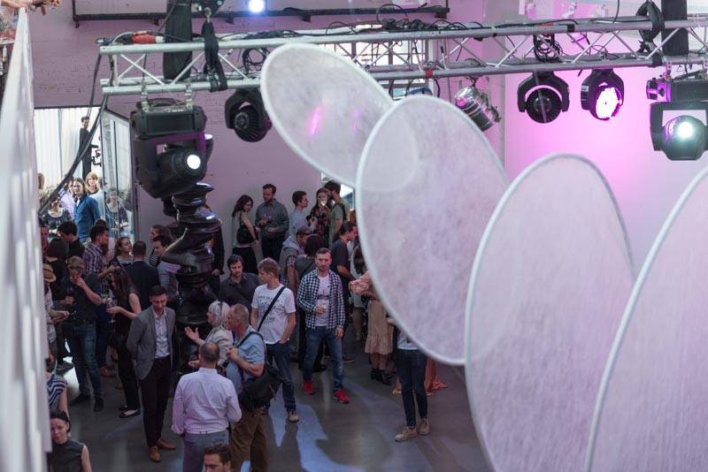 Bohyně z Vesny rozzářily pražskou Hauch Gallery