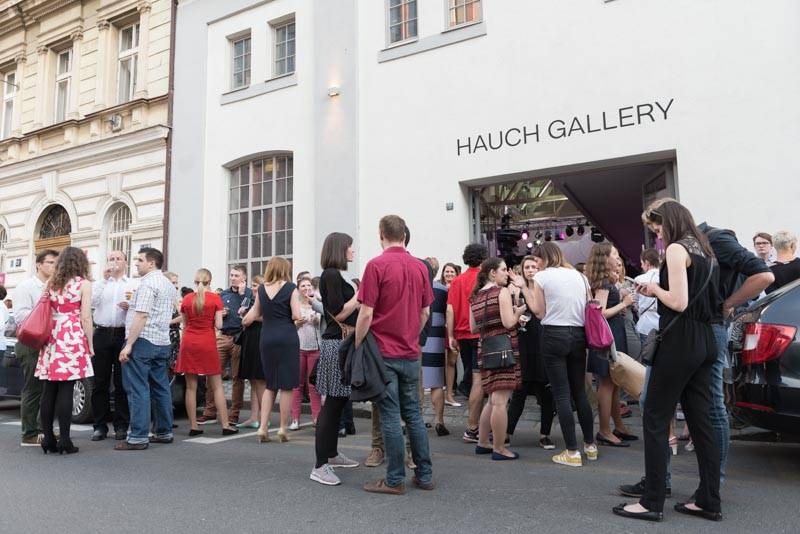 Bohyně z Vesny rozzářily pražskou Hauch Gallery