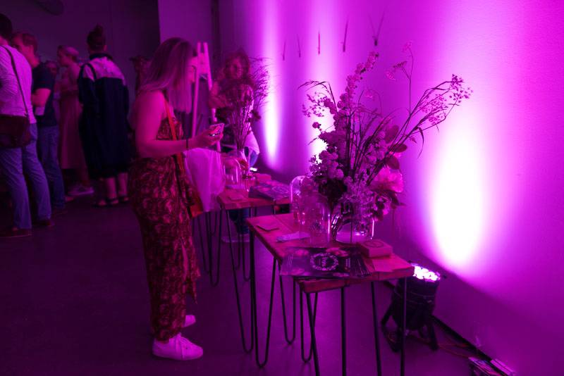 Bohyně z Vesny rozzářily pražskou Hauch Gallery