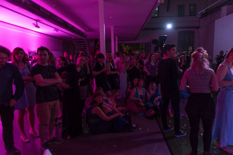 Bohyně z Vesny rozzářily pražskou Hauch Gallery