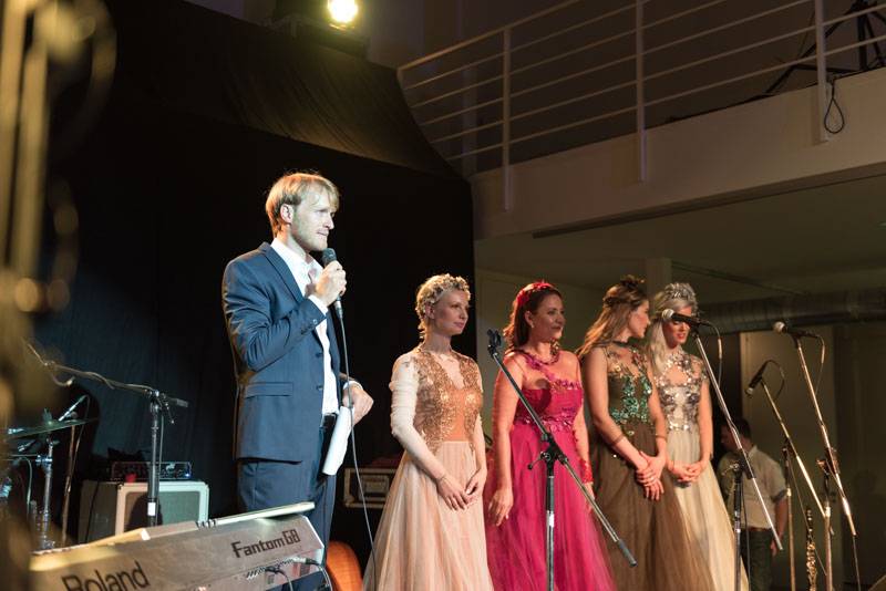 Bohyně z Vesny rozzářily pražskou Hauch Gallery