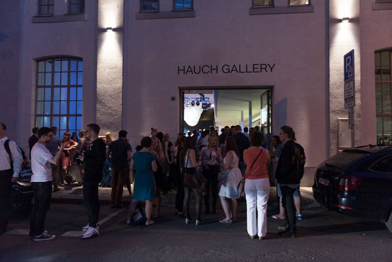 Bohyně z Vesny rozzářily pražskou Hauch Gallery