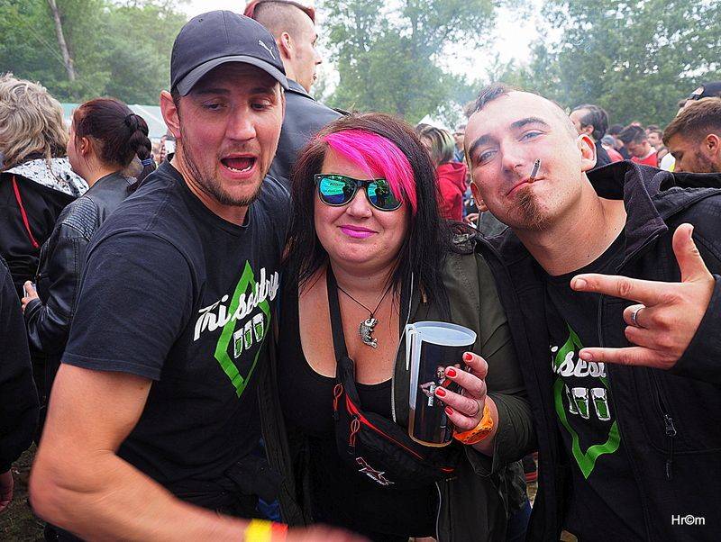 Tři sestry slavili v Braníku: Pivo teklo proudem, tančilo se pogo a vládla punková nálada