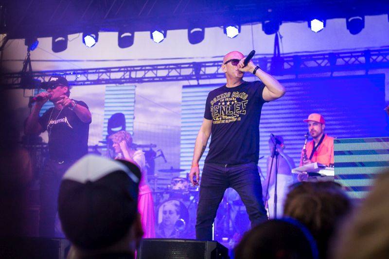 Monkey Business zavítali do Kavárny de Luxe. Ve Žlutých lázních převzali Zlatou desku