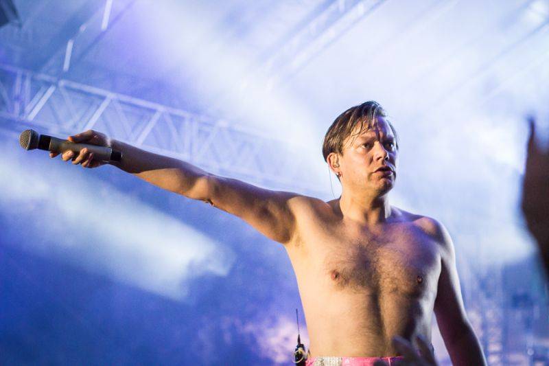 Monkey Business zavítali do Kavárny de Luxe. Ve Žlutých lázních převzali Zlatou desku