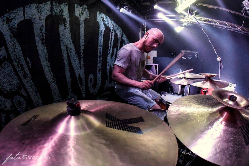 Ukrajinský uragán jménem Jinjer vtrhl na brněnskou Melodku