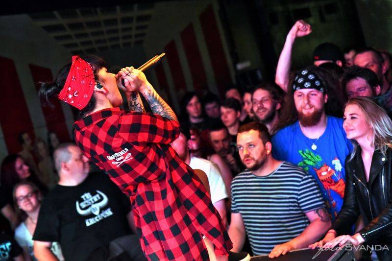 Ukrajinský uragán jménem Jinjer vtrhl na brněnskou Melodku