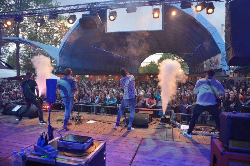 Výrava tleskala UDG, Mig 21 a Skyline