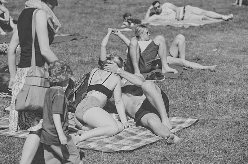 Víkend Mezi ploty: Bohnice ožily hudbou i divadlem, hráli Tomáš Klus, Aneta Langerová, Mňága a Žďorp a další