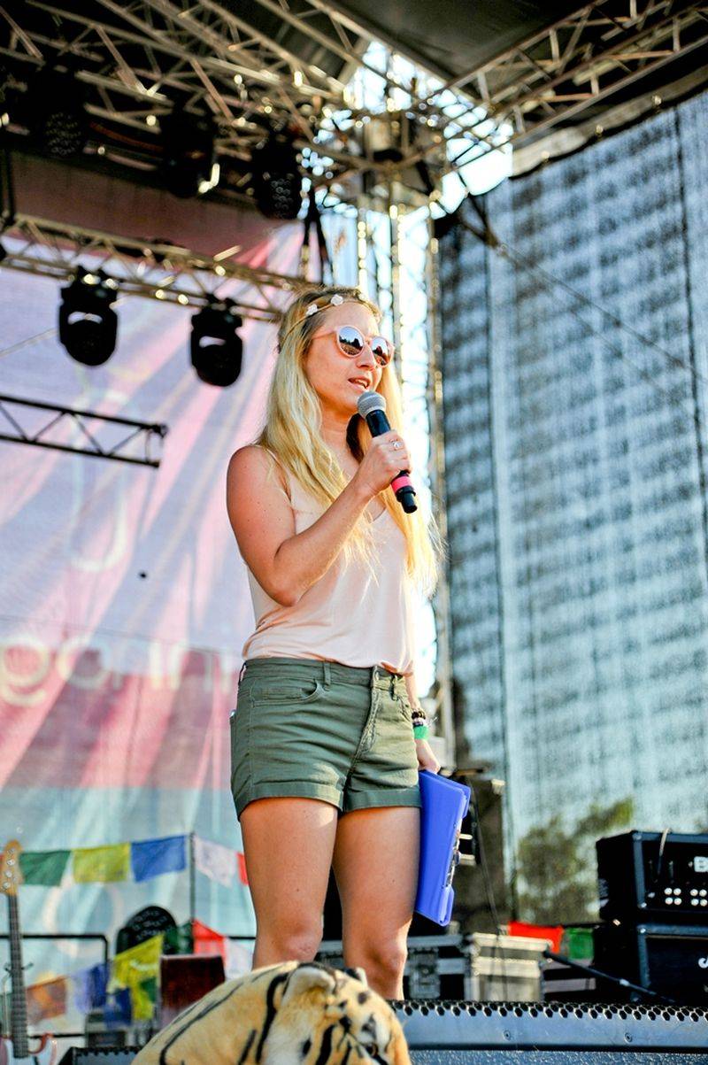 Víkend Mezi ploty: Bohnice ožily hudbou i divadlem, hráli Tomáš Klus, Aneta Langerová, Mňága a Žďorp a další