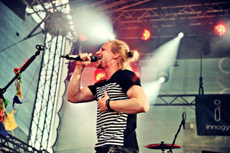 Víkend Mezi ploty: Bohnice ožily hudbou i divadlem, hráli Tomáš Klus, Aneta Langerová, Mňága a Žďorp a další