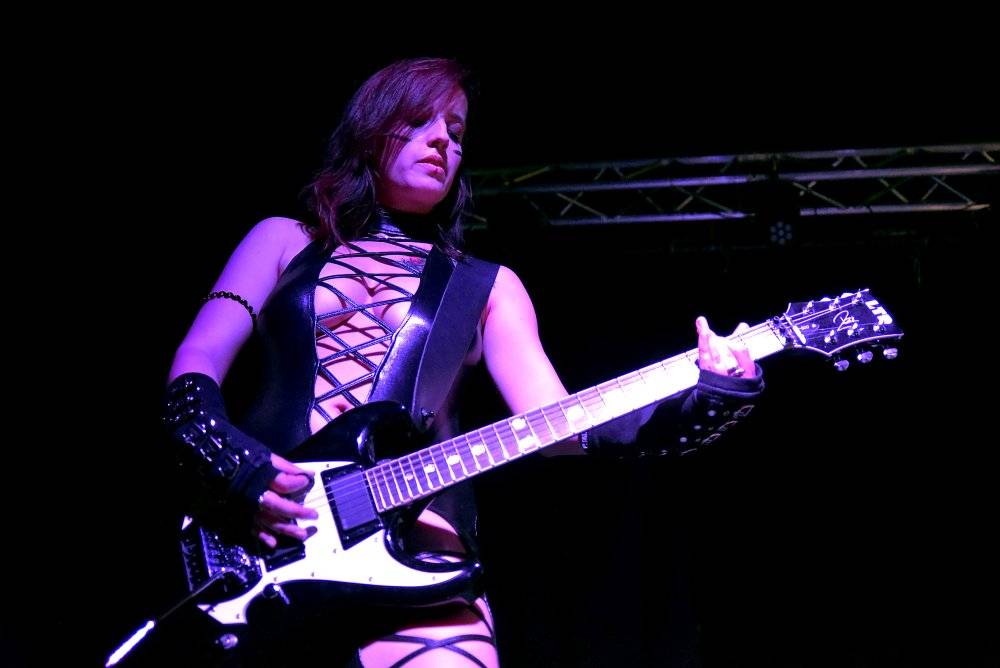 Grausame Töchter - Dekadence a nahota v pražské Nové Chmelnici