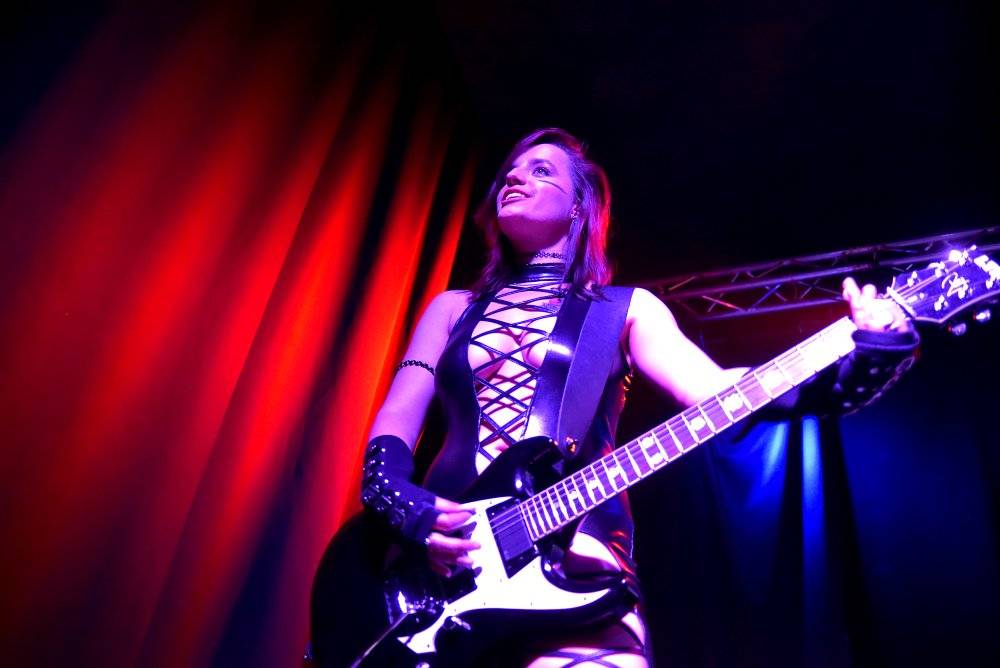 Grausame Töchter - Dekadence a nahota v pražské Nové Chmelnici