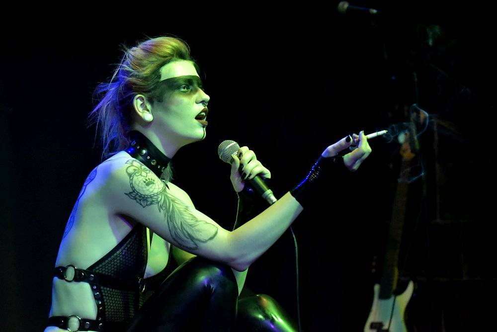 Grausame Töchter - Dekadence a nahota v pražské Nové Chmelnici