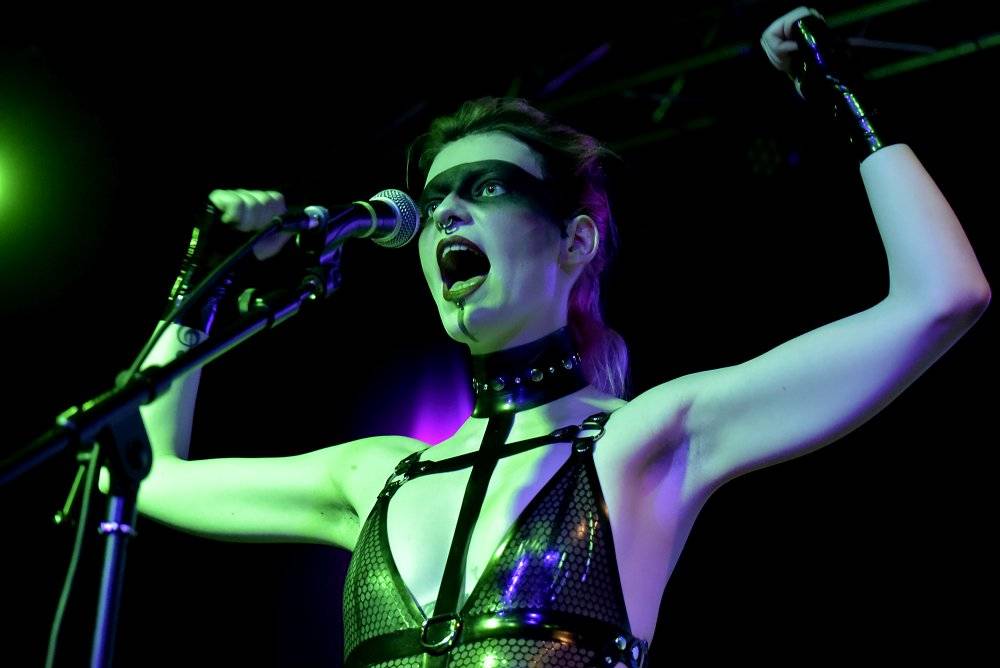 Grausame Töchter - Dekadence a nahota v pražské Nové Chmelnici