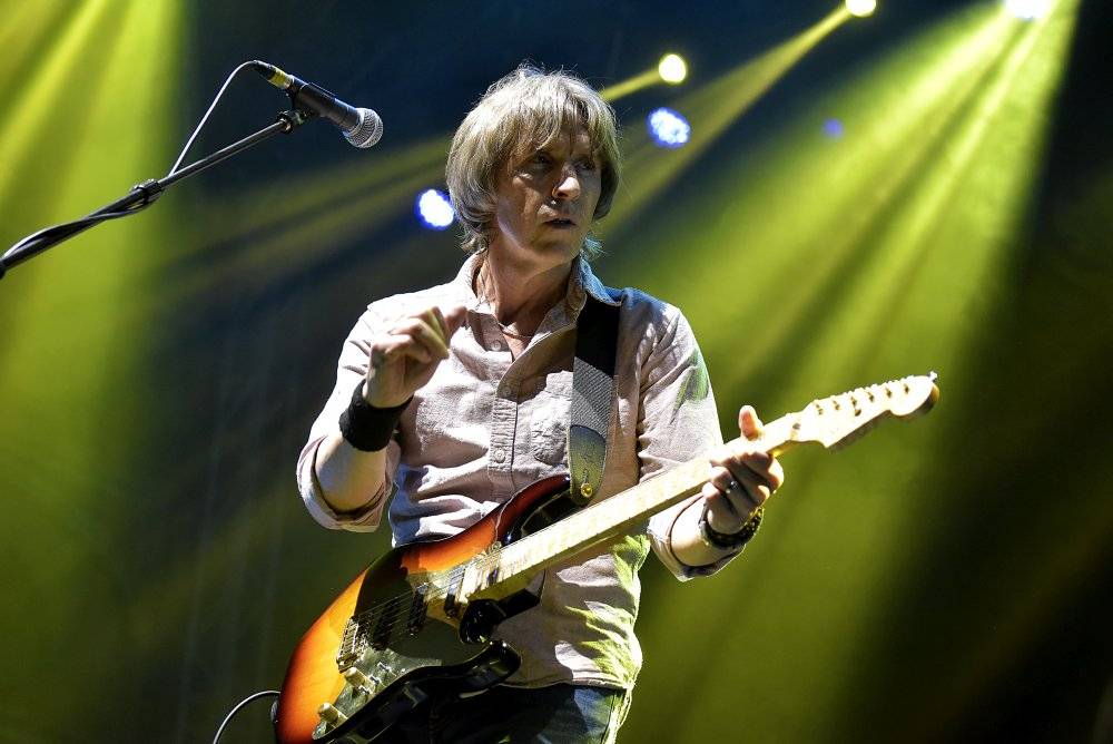 The Dire Straits Experience zahráli v Lucerně své hity z osmdesátých let