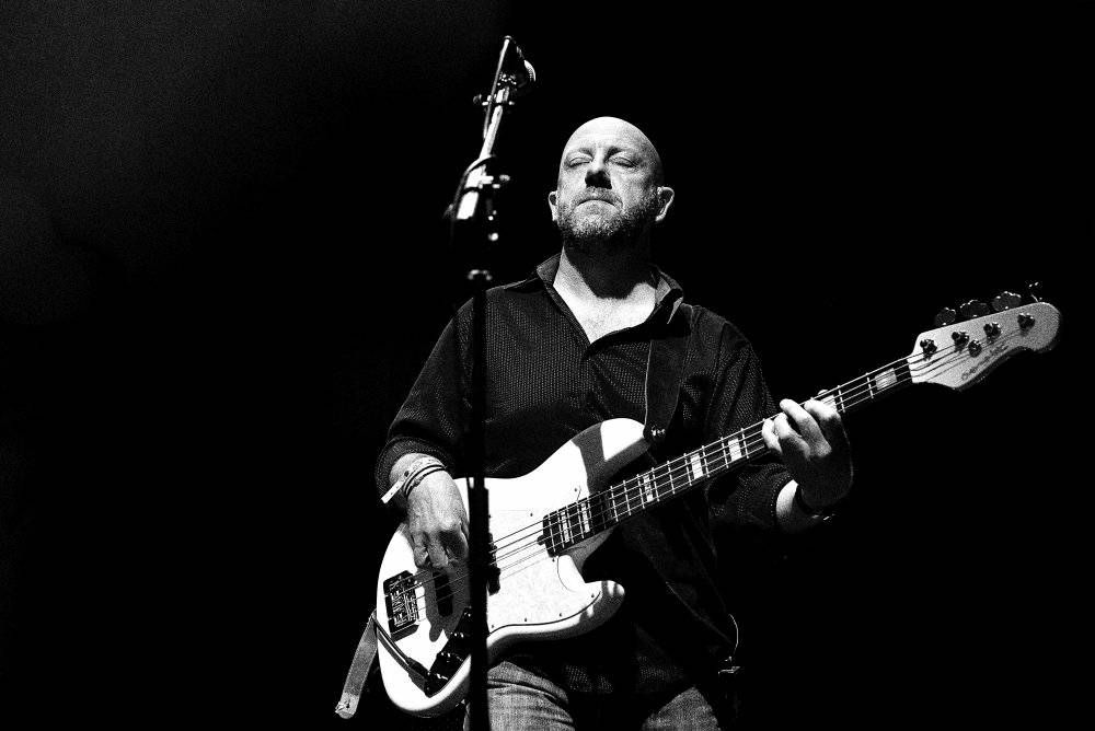 The Dire Straits Experience zahráli v Lucerně své hity z osmdesátých let