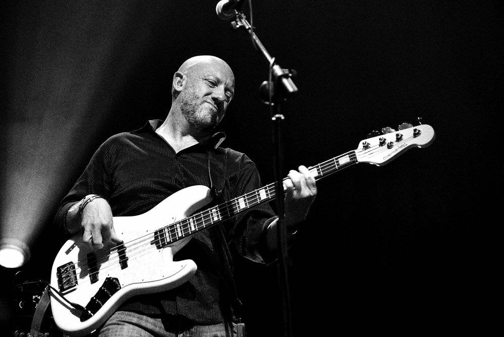 The Dire Straits Experience zahráli v Lucerně své hity z osmdesátých let