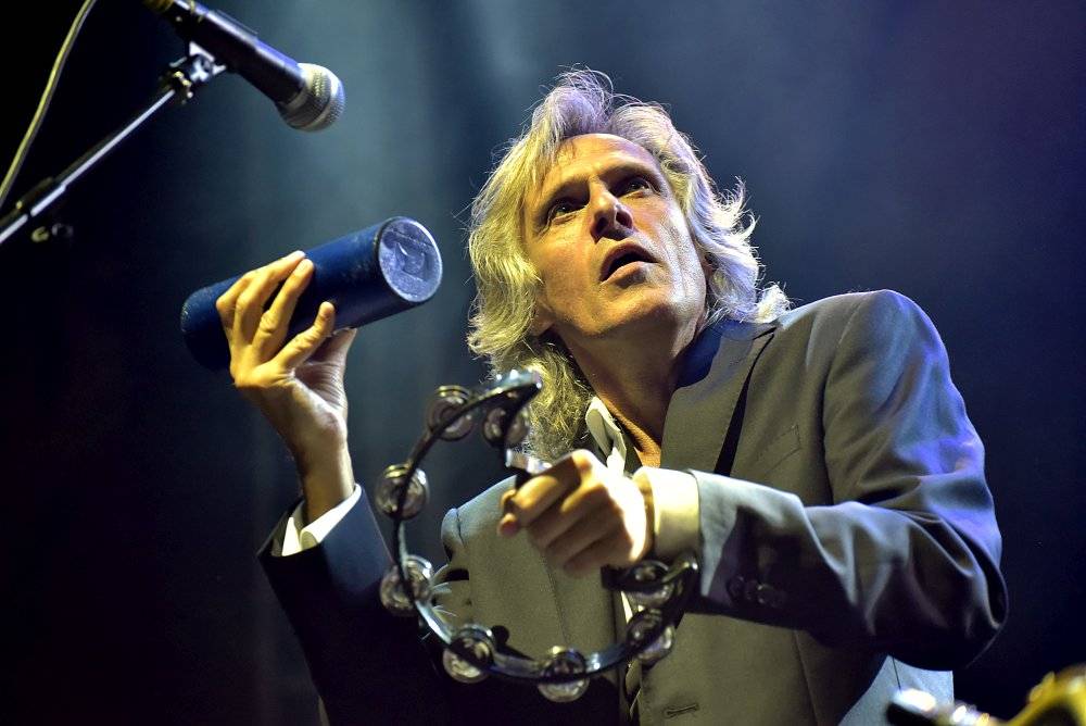 The Dire Straits Experience zahráli v Lucerně své hity z osmdesátých let