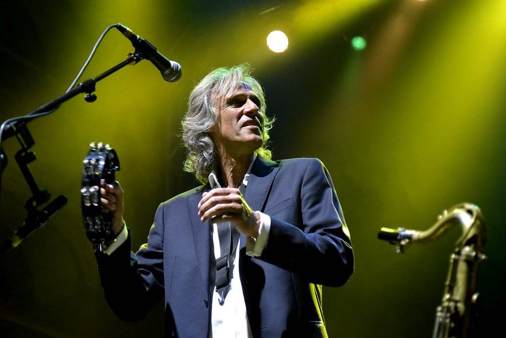 The Dire Straits Experience zahráli v Lucerně své hity z osmdesátých let