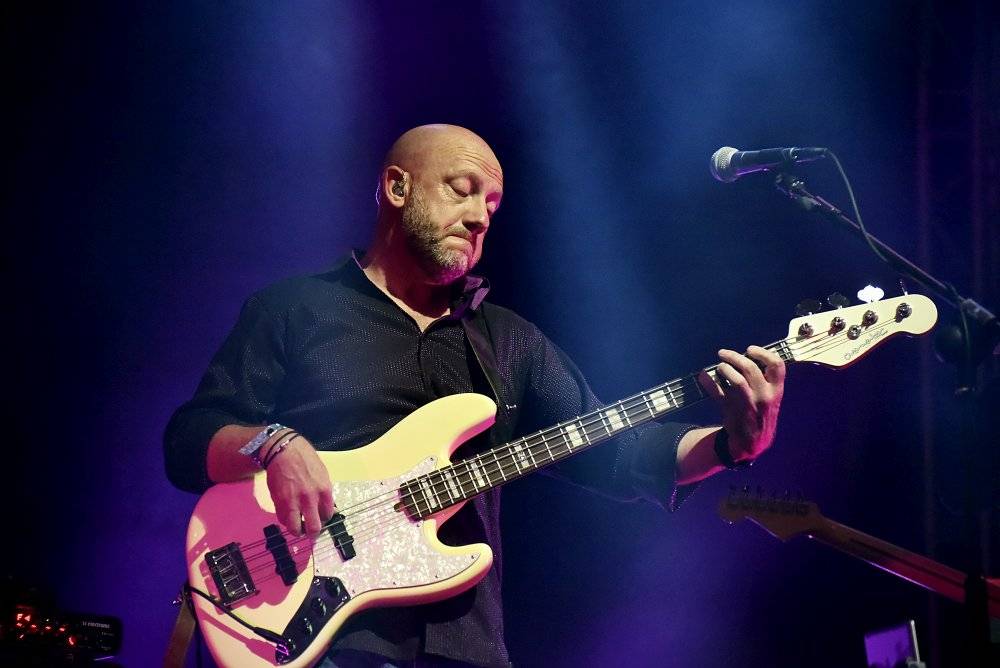 The Dire Straits Experience zahráli v Lucerně své hity z osmdesátých let