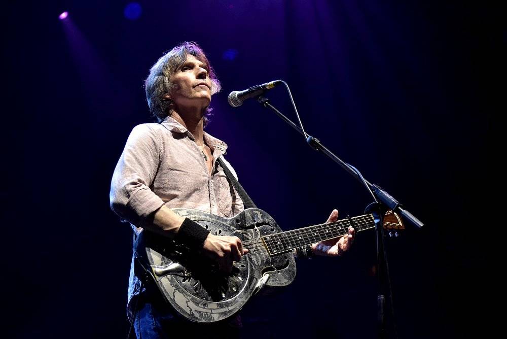 The Dire Straits Experience zahráli v Lucerně své hity z osmdesátých let