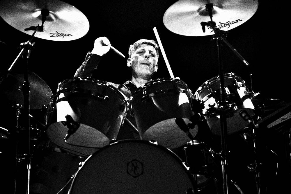 The Dire Straits Experience zahráli v Lucerně své hity z osmdesátých let