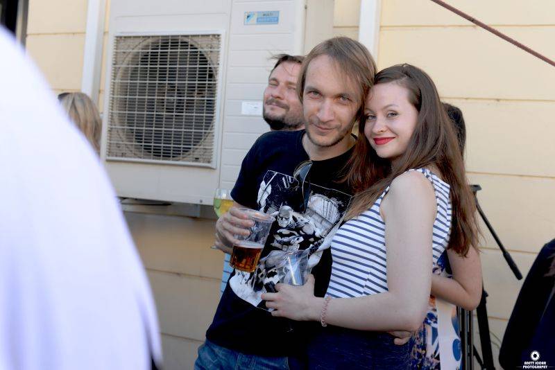 Chinaski zpívali na střeše, že jim není do pláče