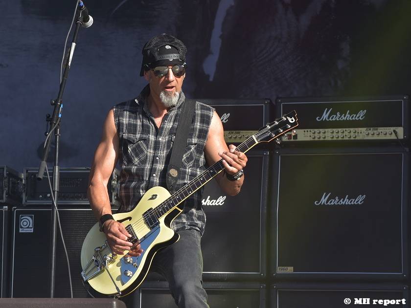 Metalfest v Plzni: První den metalového svátku ovládli Hammerfall, Airbourne nebo Primal Fear