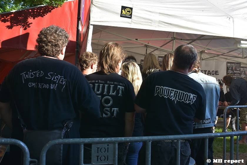 Metalfest v Plzni: První den metalového svátku ovládli Hammerfall, Airbourne nebo Primal Fear