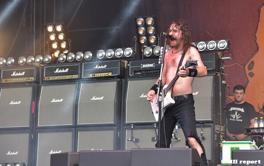 Metalfest v Plzni: První den metalového svátku ovládli Hammerfall, Airbourne nebo Primal Fear