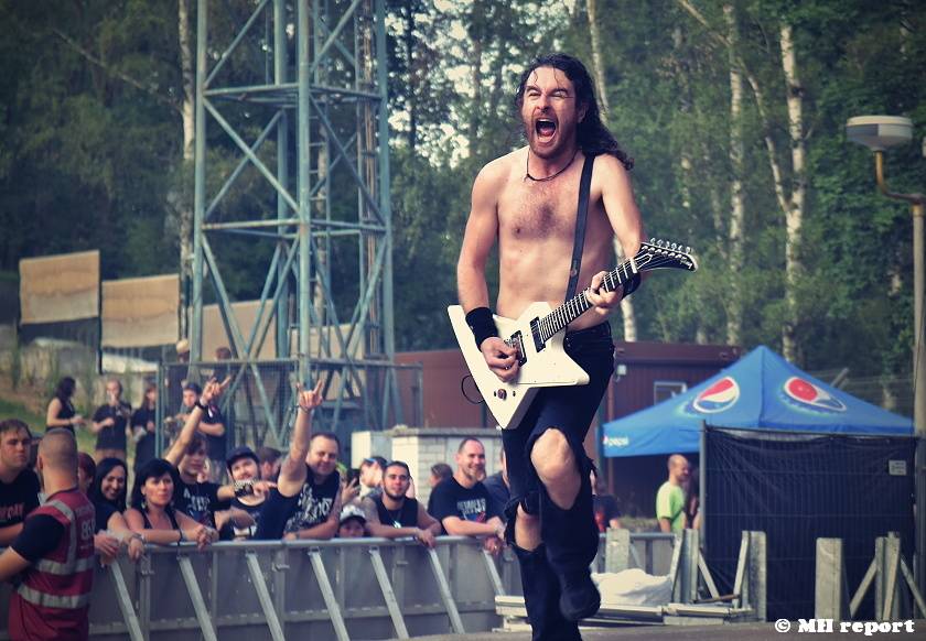 Metalfest v Plzni: První den metalového svátku ovládli Hammerfall, Airbourne nebo Primal Fear