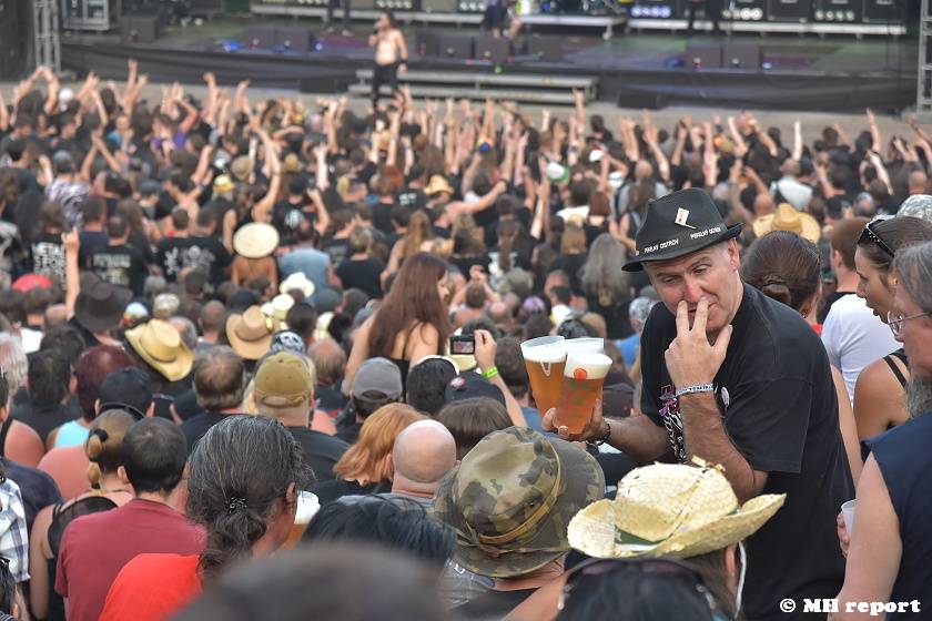 Metalfest v Plzni: První den metalového svátku ovládli Hammerfall, Airbourne nebo Primal Fear