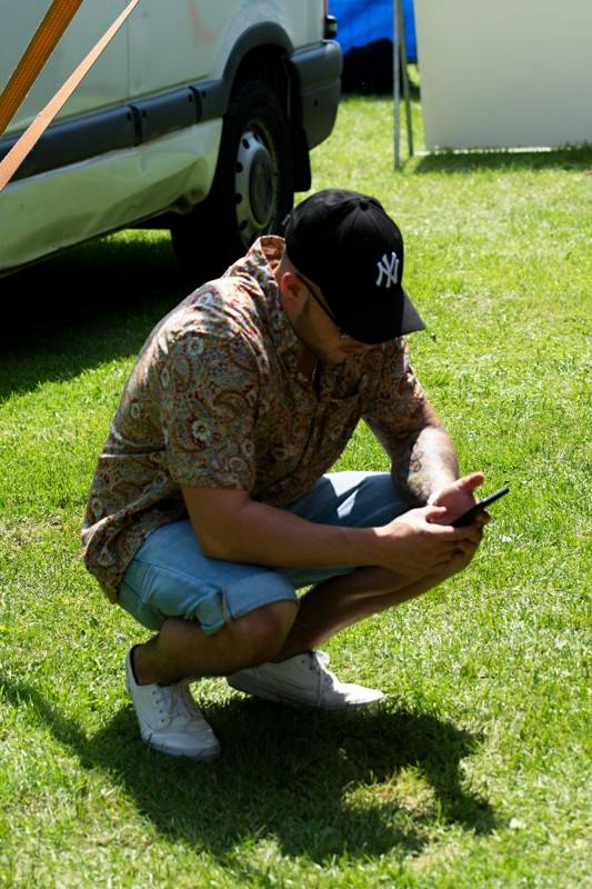 Okoř se šťávou (I.): Odpoledne diváky rozezpívali Rybičky 48, Wohnout nebo Sebastian