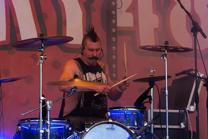 Okoř se šťávou (I.): Odpoledne diváky rozezpívali Rybičky 48, Wohnout nebo Sebastian