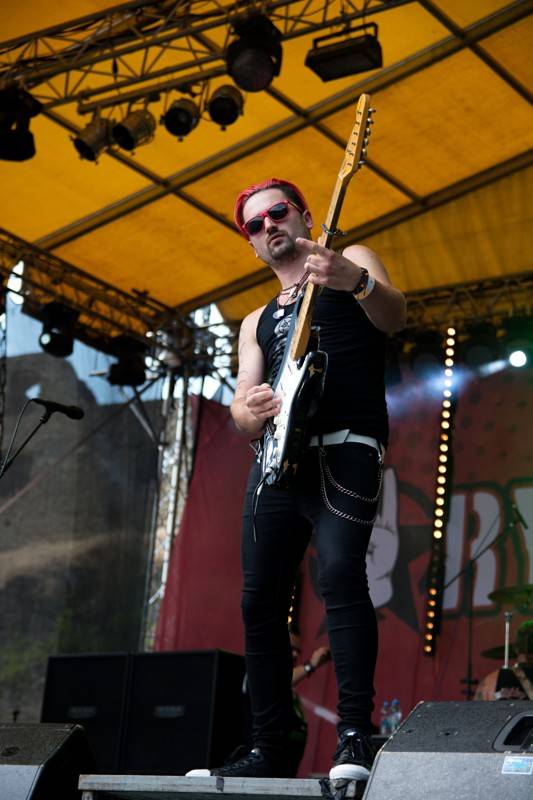 Okoř se šťávou (I.): Odpoledne diváky rozezpívali Rybičky 48, Wohnout nebo Sebastian