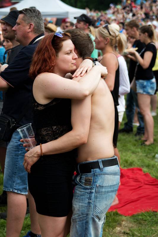 Okoř se šťávou (I.): Odpoledne diváky rozezpívali Rybičky 48, Wohnout nebo Sebastian