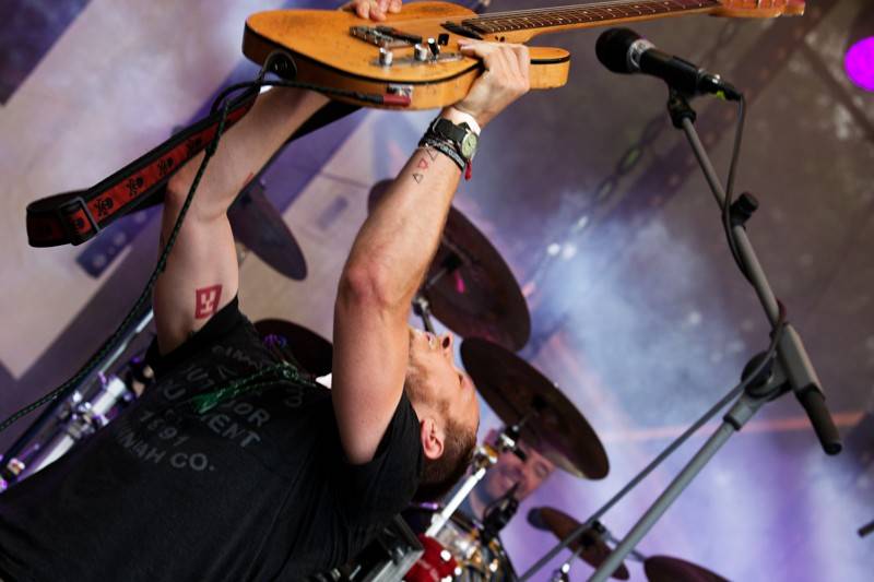 Okoř se šťávou (I.): Odpoledne diváky rozezpívali Rybičky 48, Wohnout nebo Sebastian