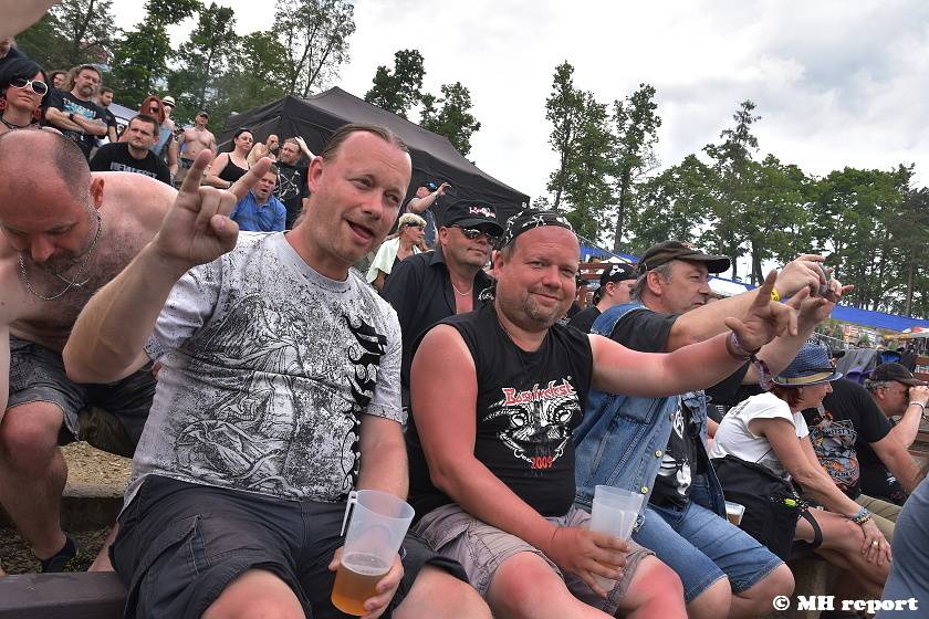 Druhý den Metalfestu: V Plzni běsnili Amaranthe nebo Tarja Turunen se Sharon den Adel