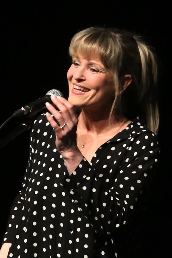 Chantal Poullain pěla v Hodoníně svoje šansony