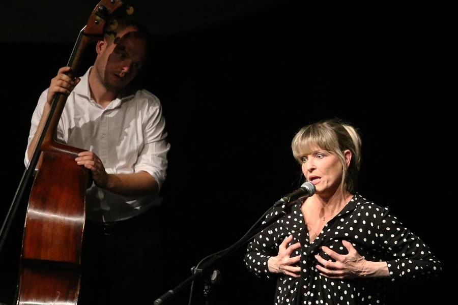 Chantal Poullain pěla v Hodoníně svoje šansony