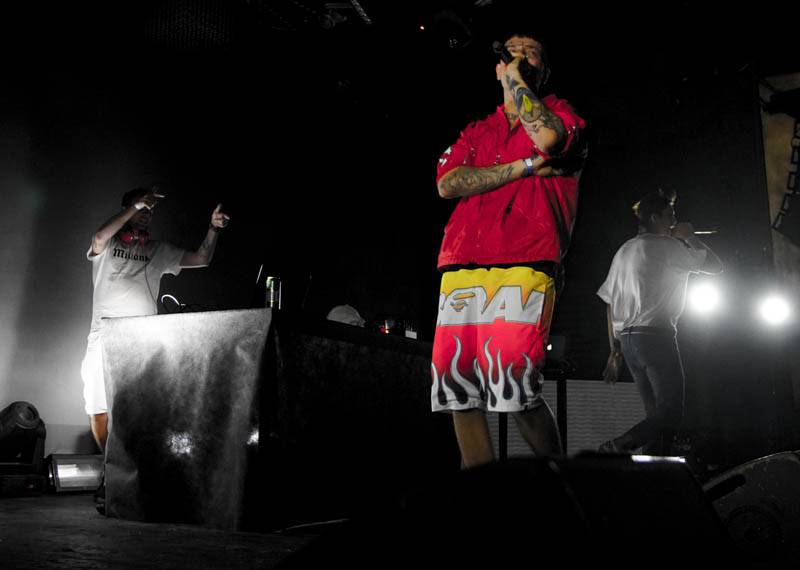 Vladimir 518 křtil v Roxy desku Ultra! Ultra!, předvedl výpravnou vizuální show