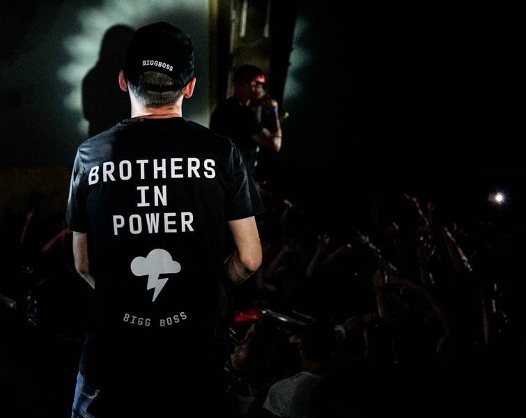 Vladimir 518 křtil v Roxy desku Ultra! Ultra!, předvedl výpravnou vizuální show