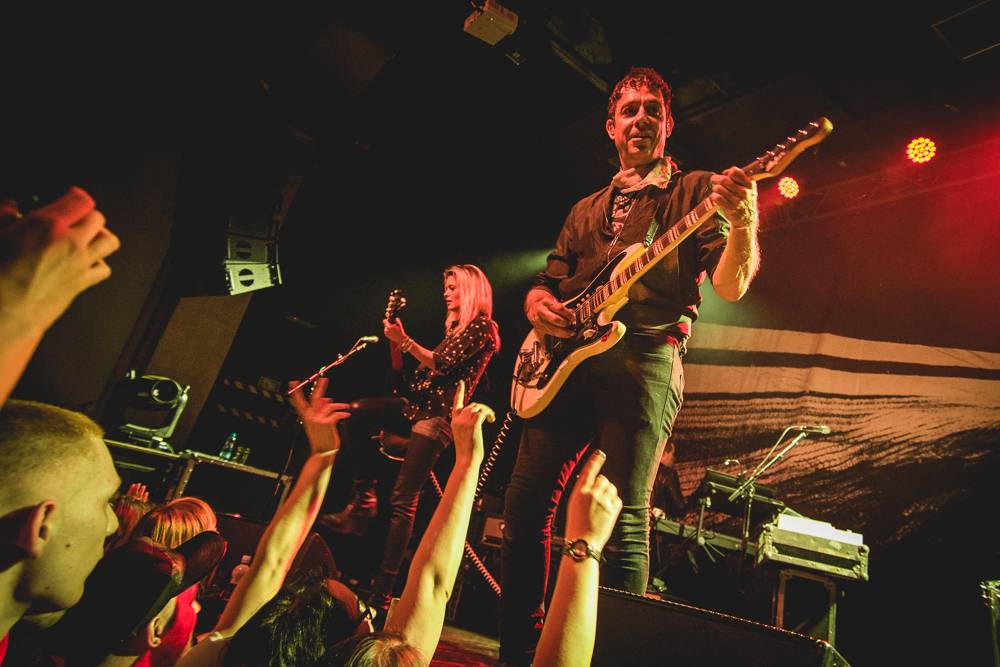 Strhující premiéra The Kills v Česku proběhla v Roxy