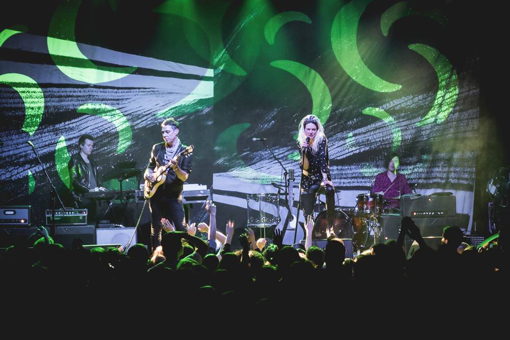 Strhující premiéra The Kills v Česku proběhla v Roxy