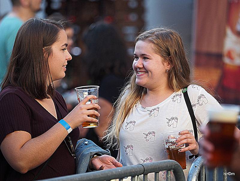 Jelen na Špilberku: S kapelou zpívaly na nádvoří hradu dva tisíce lidí