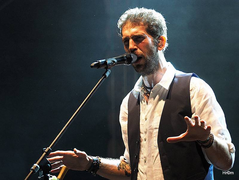 Jelen na Špilberku: S kapelou zpívaly na nádvoří hradu dva tisíce lidí