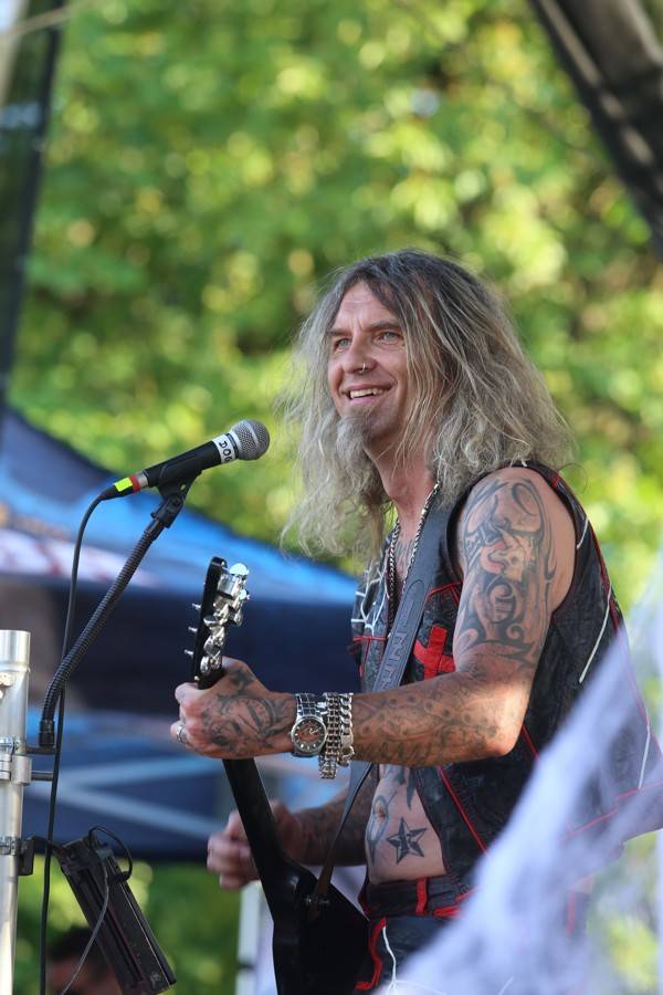 Na slavkovském Topfestu zahráli angličtí The Rubettes, Marta Jandová vystoupila i se zlomenou nohou