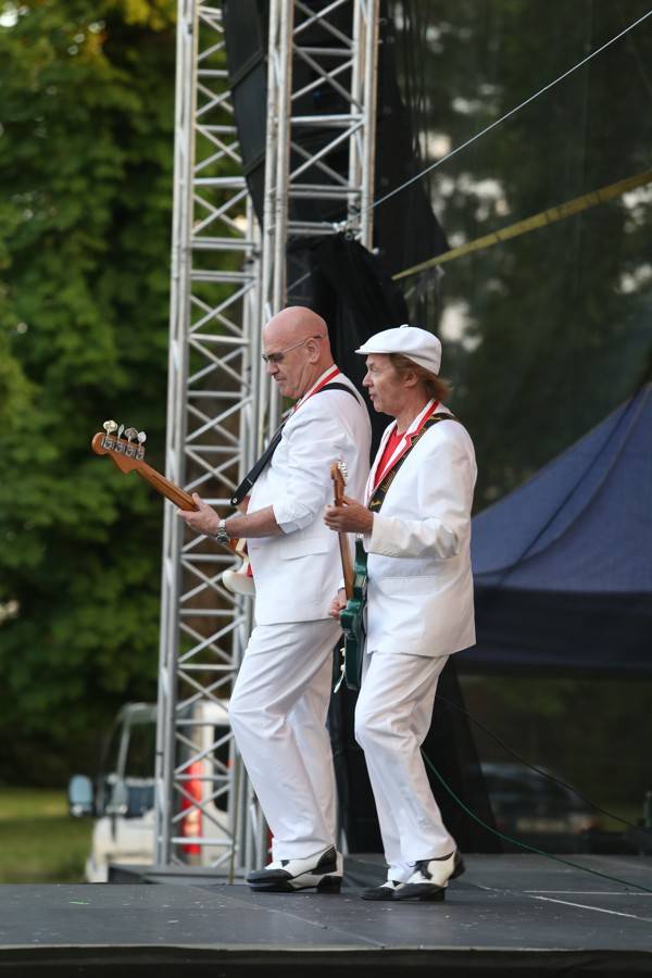 Na slavkovském Topfestu zahráli angličtí The Rubettes, Marta Jandová vystoupila i se zlomenou nohou